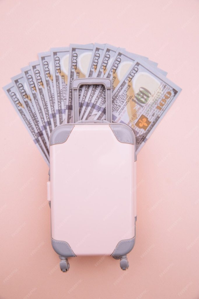 Turn Your Travel Downtime into Cash: A Fun Way to Earn While Exploring